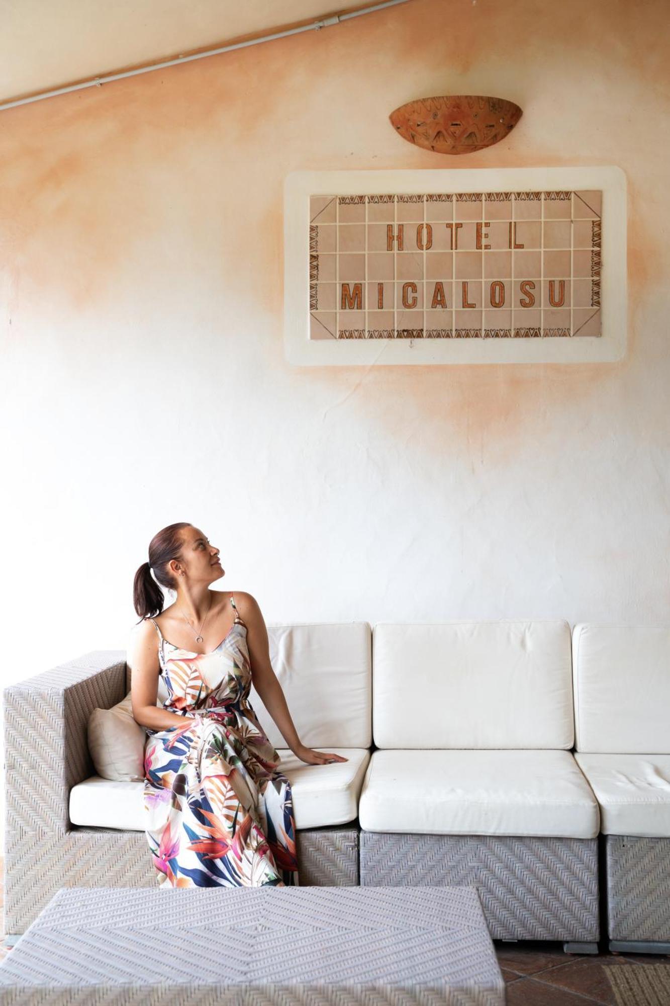 Hotel Micalosu Cannigione Buitenkant foto