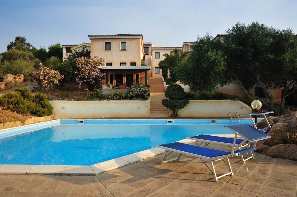 Hotel Micalosu Cannigione Buitenkant foto